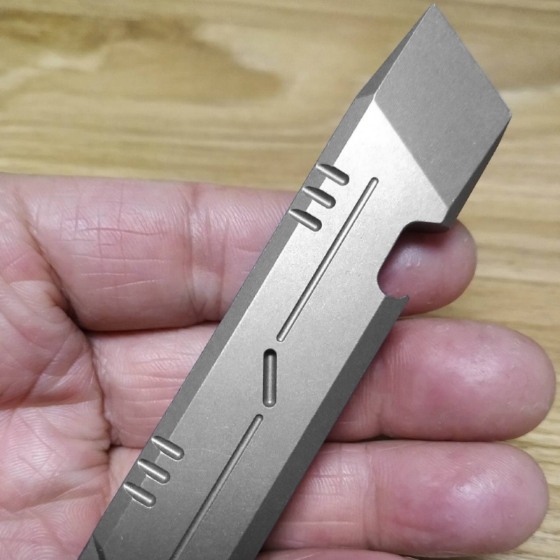 ไทเทเนียมอัลลอยด์ Pry Bar Wrec - Titanium Pry Bar บทวิจารณ์และราคา